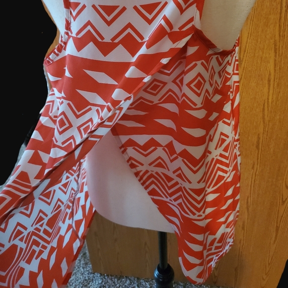 Tank - Picture 4 of 4